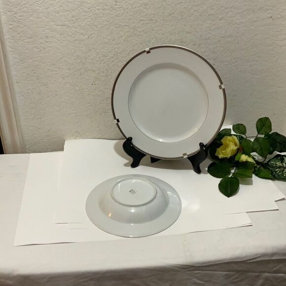 2 Mikasa Invitation Platinum L5615  11" Dinner & 8” Salad Plate Platinum Rimmed - Picture 6 of 10